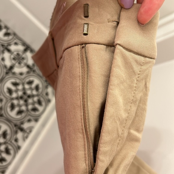 Old Navy high rise pixie skinny pants - Picture 2 of 3